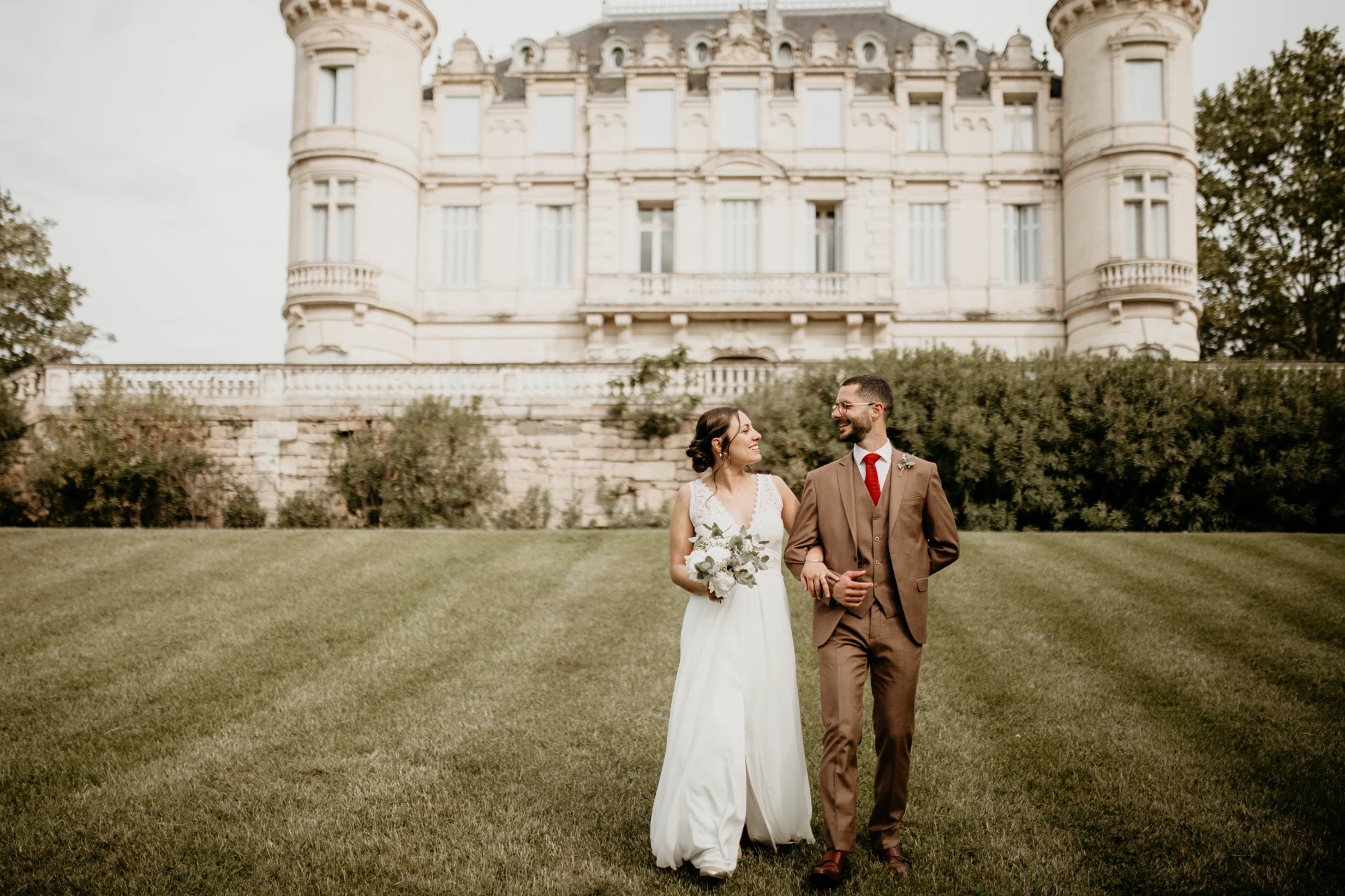 Estelle Et Victor . Mariage Chateau Saint Martin De Graves — Photo 23