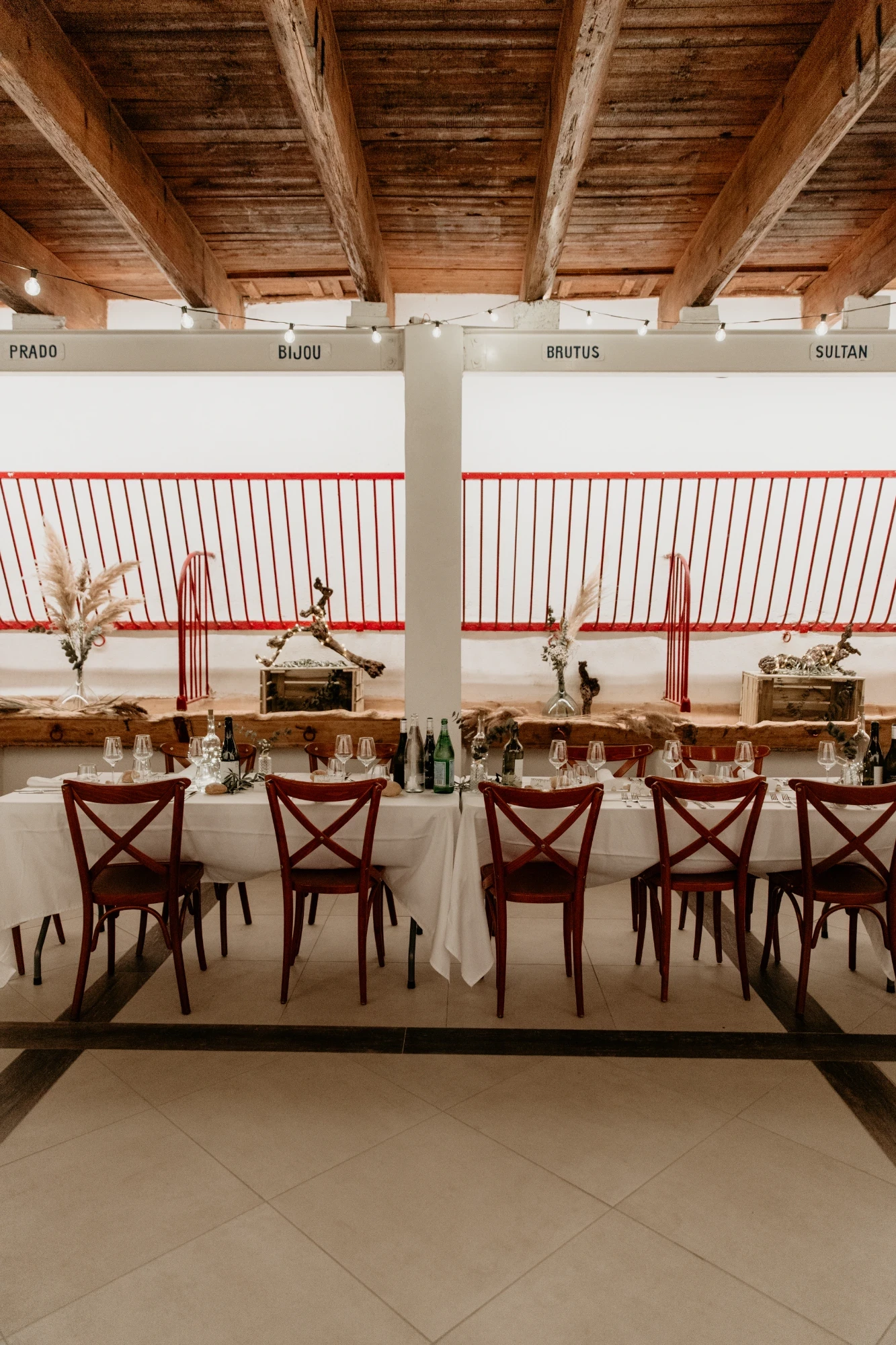 Estelle Et Victor . Mariage Chateau Saint Martin De Graves — Photo 44